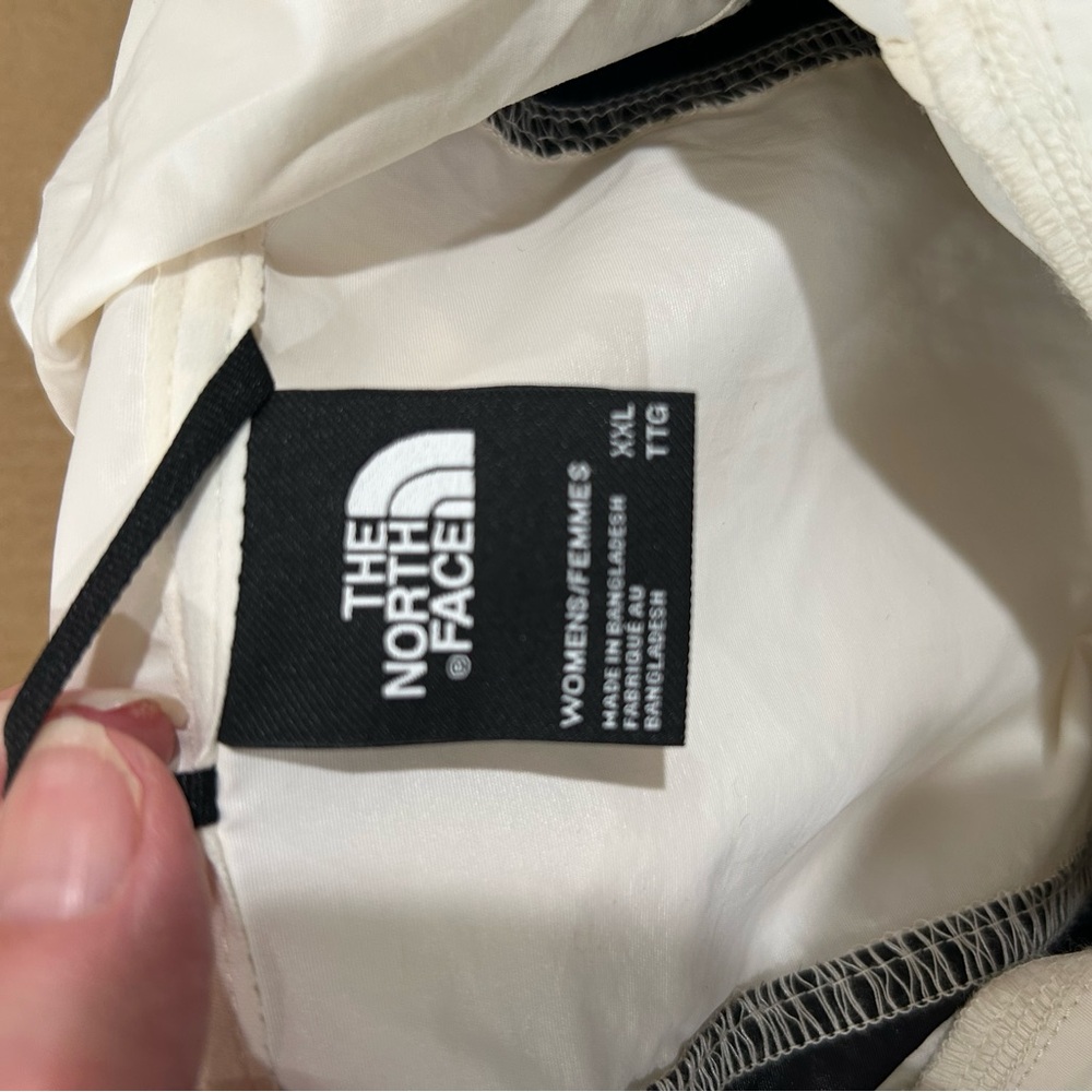 The North Face Gardenia White Wind Jacket - Picture 4 of 4